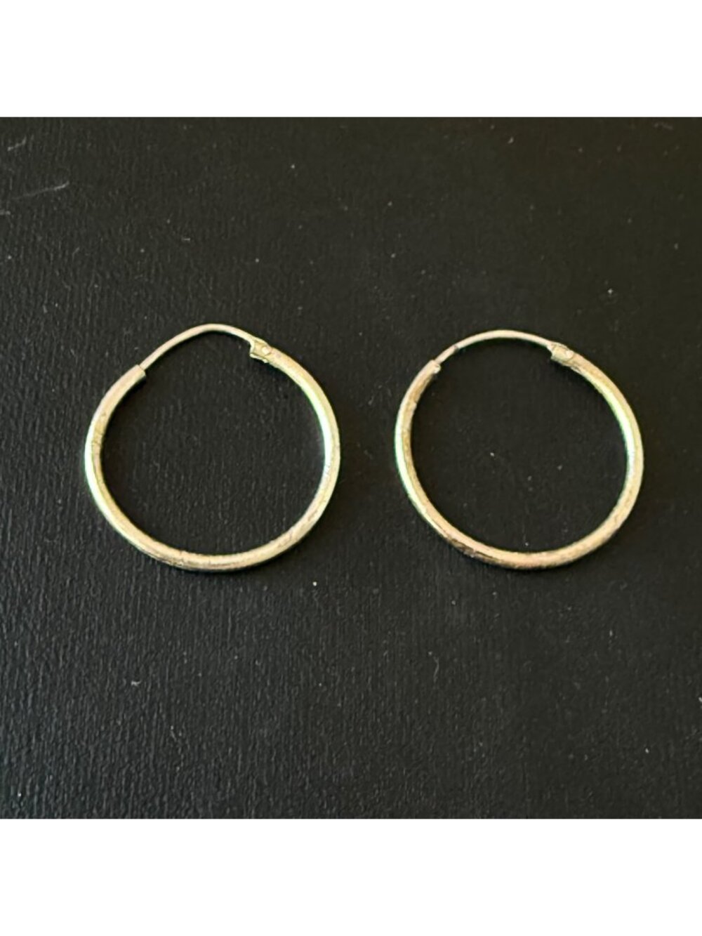 SU Sterling Silver Small Hoop Earrings Minimalist Design